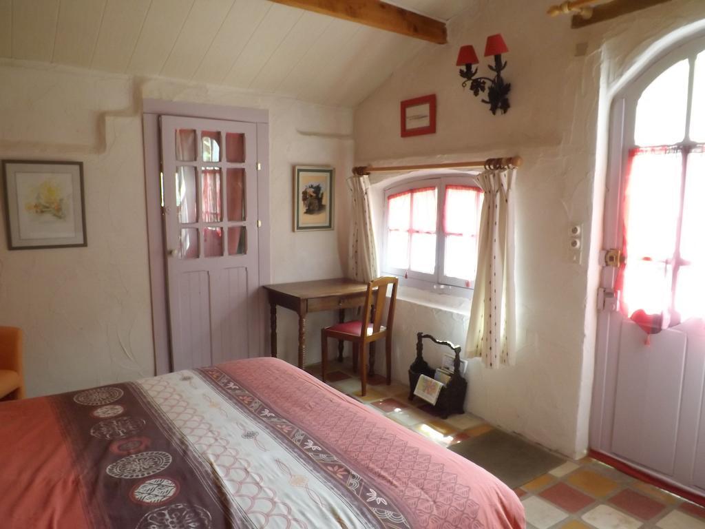 Chambre d'Hôtes Oeuil de Bouc Madiran Exterior foto